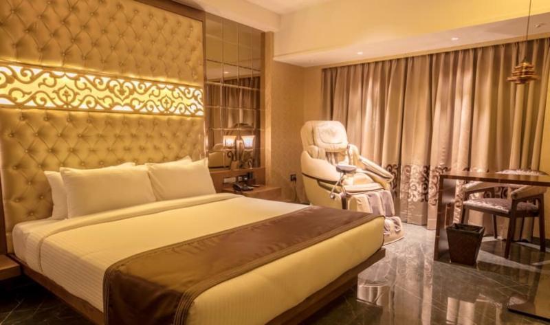 Hotel Peninsula Redpine Mumbai  Buitenkant foto