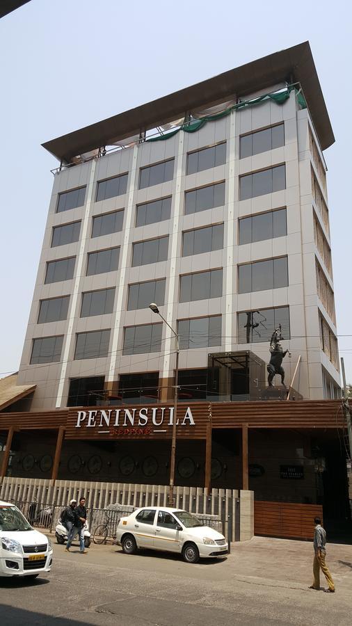 Hotel Peninsula Redpine Mumbai  Buitenkant foto